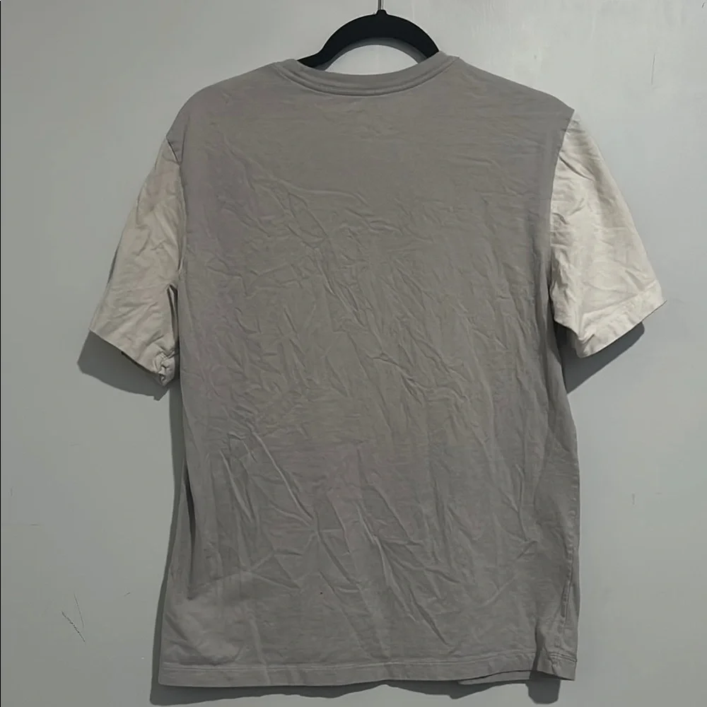Nike Gray Short Sleeve Tee Athletic Casual - Picture 5 of 5